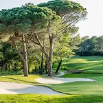 Szálloda Garrigae Domaine De L'esterel - Piscine & Cinq Mondes 4*