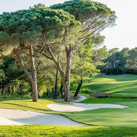 Hotel Garrigae Domaine De L'esterel 4*