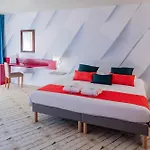 Hotel Garrigae Domaine De L'esterel - Piscine&spa Cinq Mondes 4*