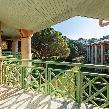 Garrigae Domaine De L'esterel - Piscine & Cinq Mondes Отель Сен-Рафаэль