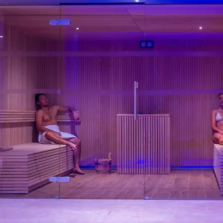 Garrigae Domaine De L'esterel - Piscine & Cinq Mondes Отель Сен-Рафаэль