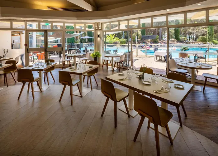 Hotel Garrigae Domaine De L'esterel - Piscine & Cinq Mondes Saint-Raphael (Var)